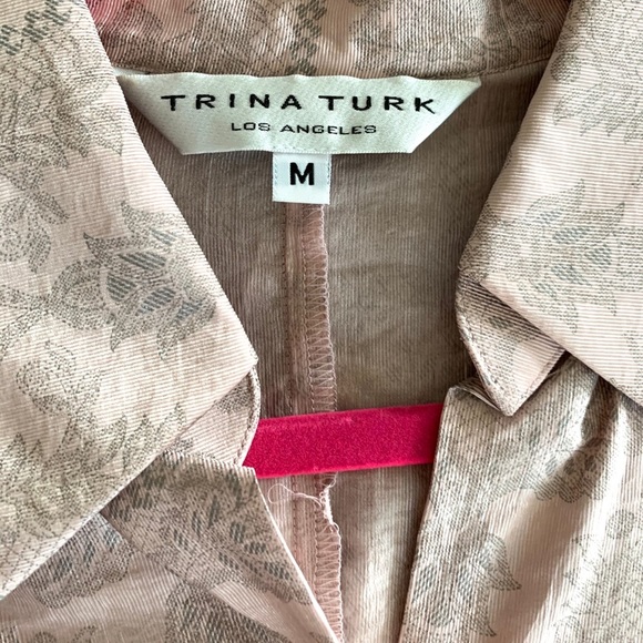 💕HP💕Trina Turk pink paisley print blouse - Picture 4 of 6